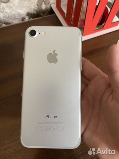 iPhone 7, 128 ГБ