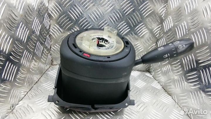 Переключатель поворотов подрулевой Mercedes-Benz C