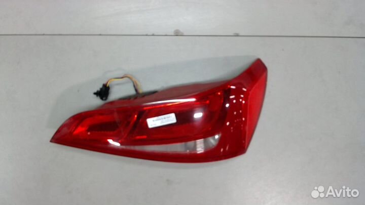 Фонарь крышки багажника Audi Q5, 2009