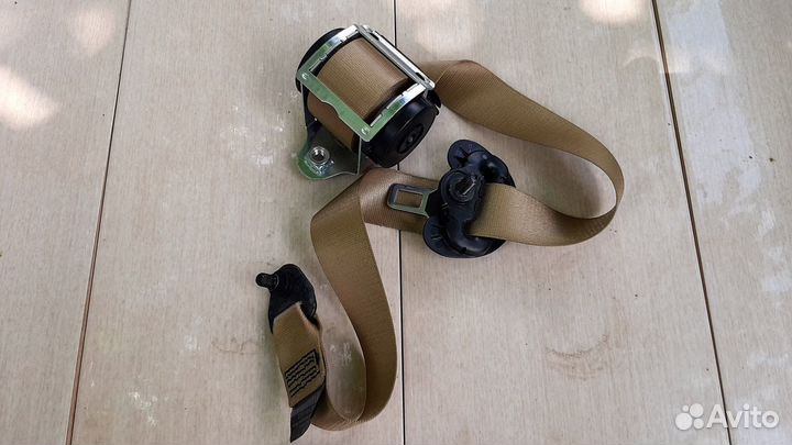 Ремень безопасности BMW 5-Series 525I E60