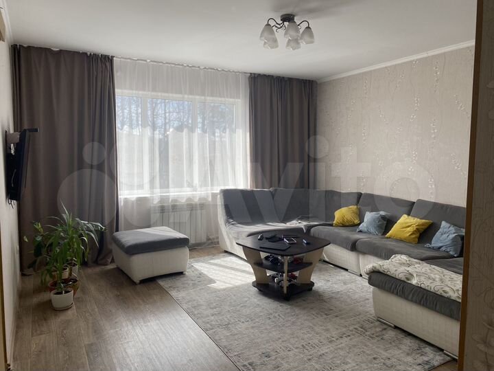 3-к. квартира, 64 м², 1/1 эт.