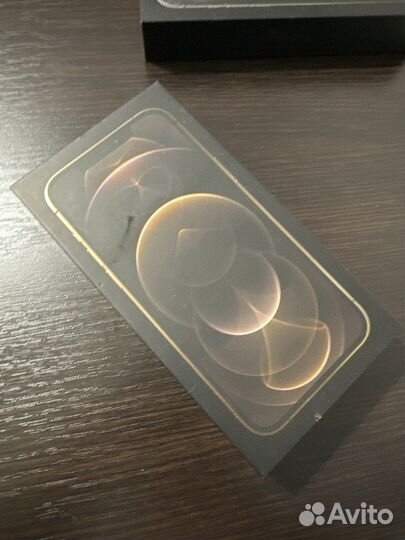 Коробка от iPhone 12 pro max