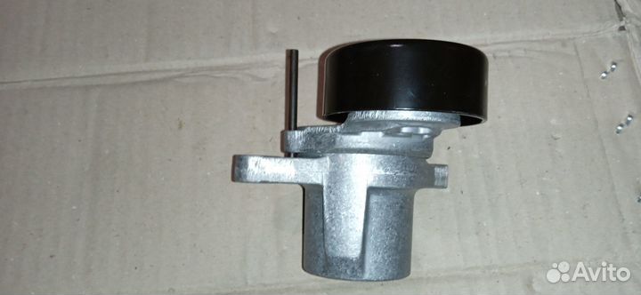 Ролик приводного ремня