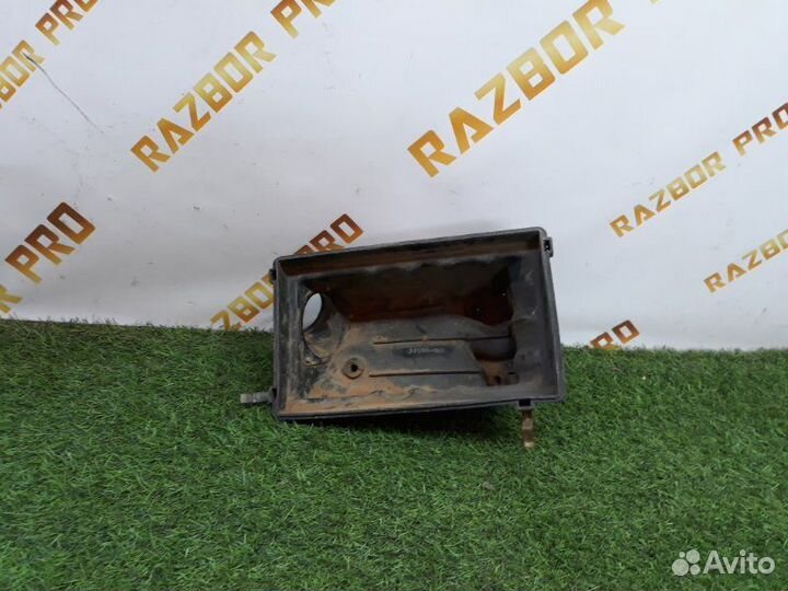 Крышка корпуса воздушного фильтра Nissan Primera