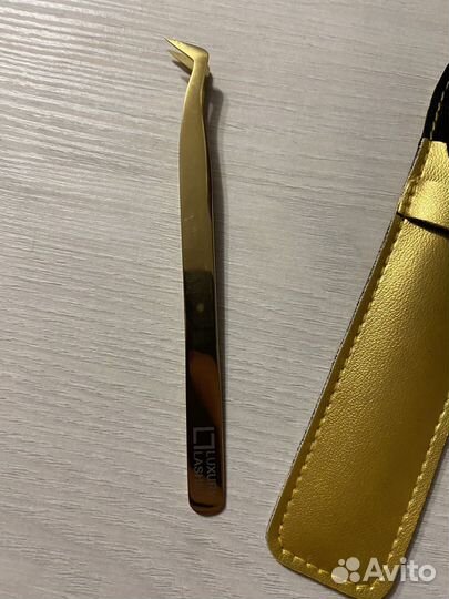 Пинцет для наращивания ресниц