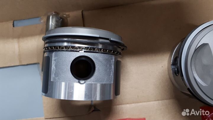 Поршни в сборе Урал GearUp 2019+ новые