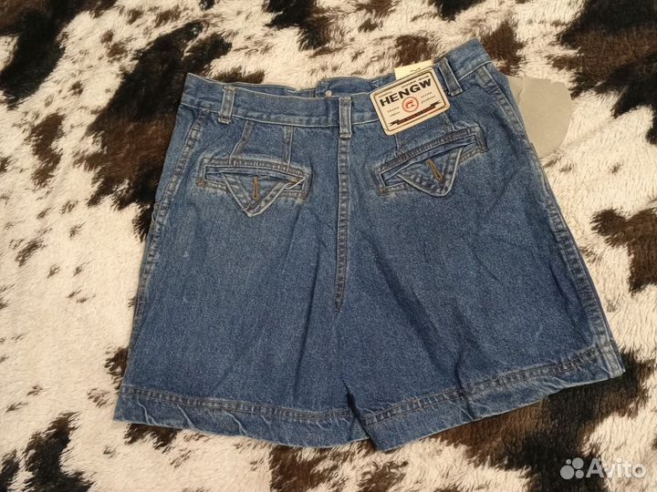Джинсовые шорты