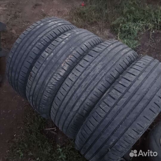 Nokian Tyres Hakka Blue SUV 225/65 R17 106H