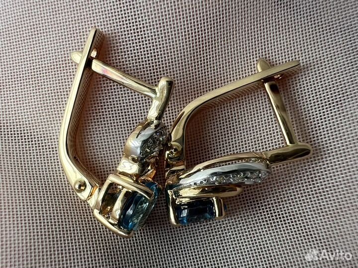 Серьги с топазами и бриллиантами