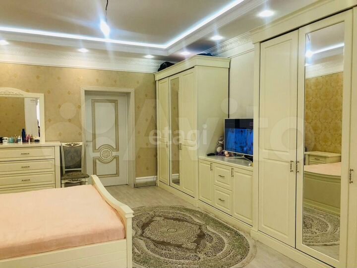 2-к. квартира, 116 м², 6/10 эт.