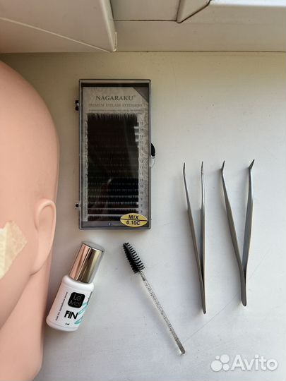 Манекен для наращивания ресниц набор ученика