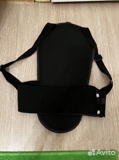 Продам защиту спины (черепашку)