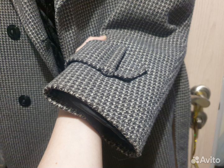 Пальто женское 44