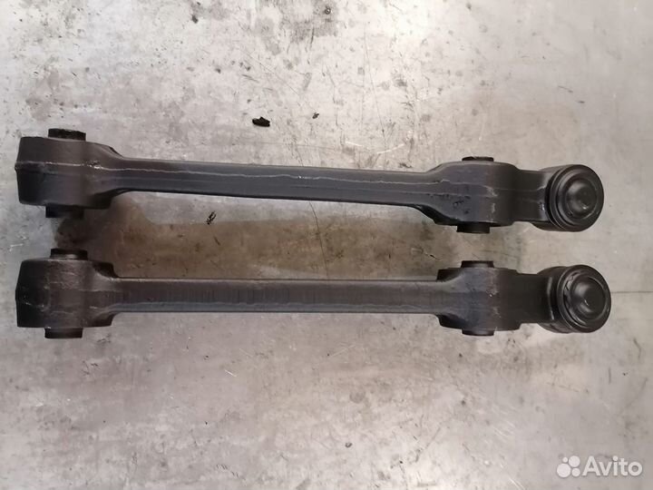 Рычаг Митсубиси Галант 8/Mitsubishi Galant 8