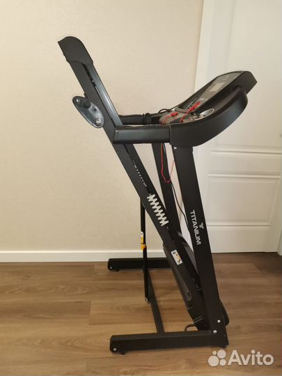 Беговая дорожка titanium