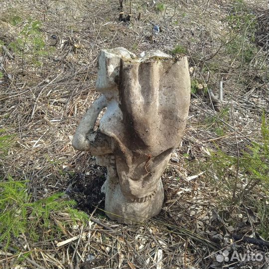 Статуя СССР