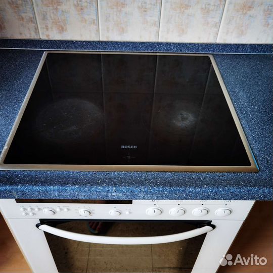 Духовой шкаф и варочная панель Bosch (Германия)