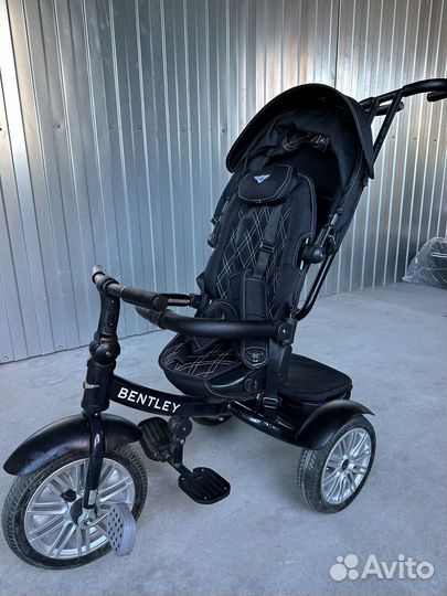 Трехколесный велосипед