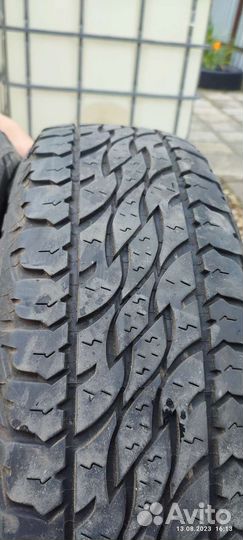 Bridgestone Dueler A/T 697 215/70 R16 100S