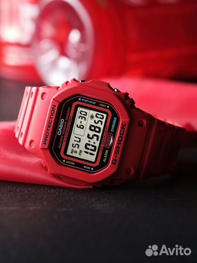 Унисекс наручные часы Casio G-Shock DW-5600EP-4E