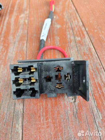 Колодка предохранителя и реле Webasto