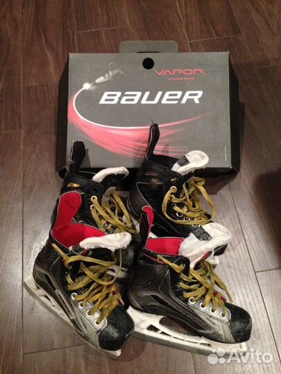Коньки хоккейные - Bauer