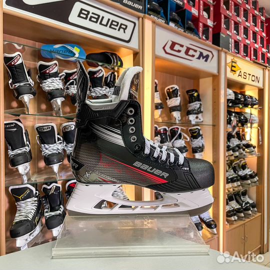 Коньки bauer s23 vapor select int