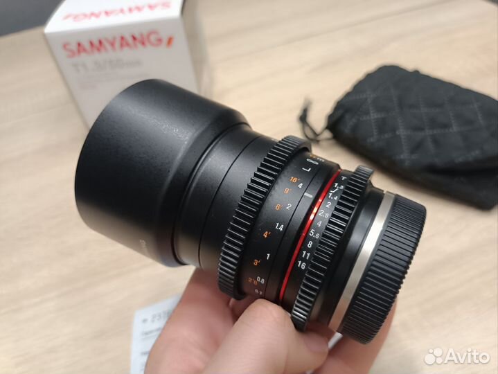 Объектив Samyang 50mm T1.3 Sony E