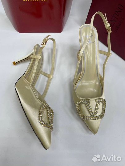 Туфли valentino женские золотые размер 36-40