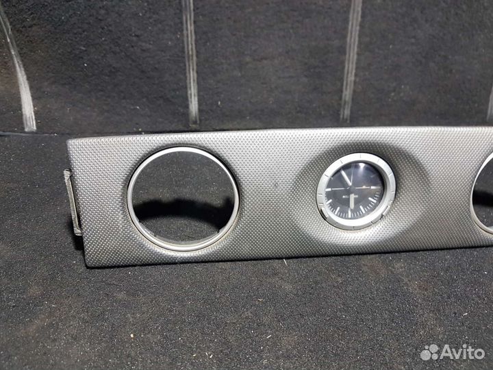 Накладка торпедо mitsubishi outlander 1