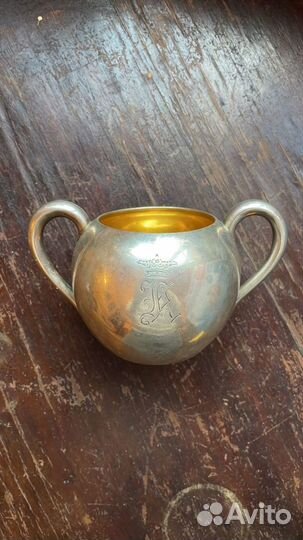 Роберт Кохун. Сахарница из серебра 84 пробы