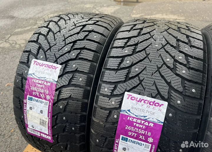 Tourador Ice Star TSW1 245/40 R18 и 265/35 R18 37T