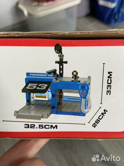 Полицейскии участок,гараж