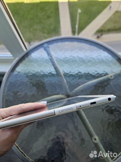 Планшет Lenovo TB x304f