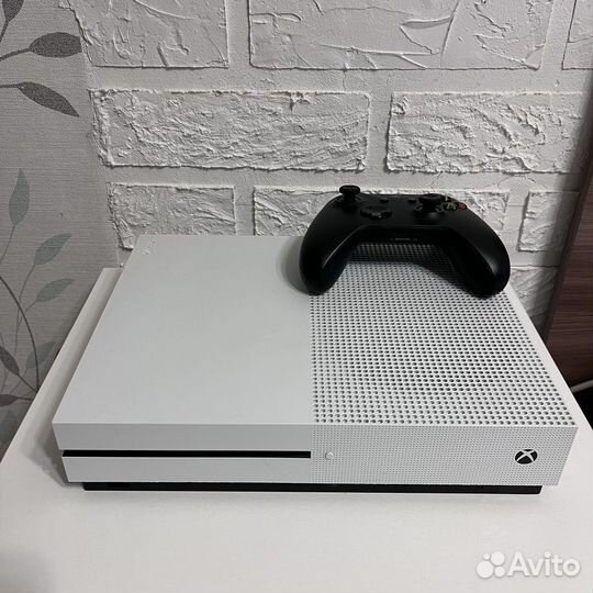 Xbox one s 1tb с дисководом