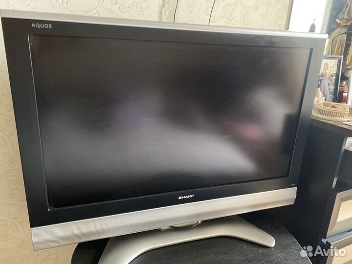 Телевизор Sharp Aquos LC-37P55E