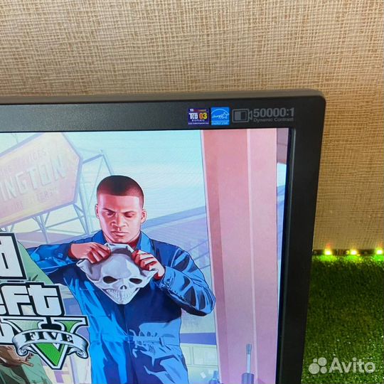 Монитор 19 дюймов