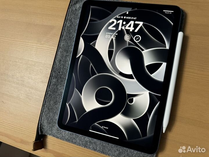 iPad Air 5 64Gb WiFi Blue (полный комплект)