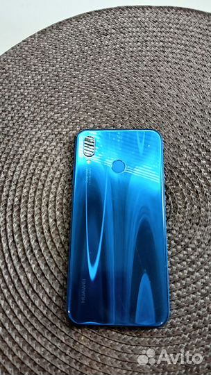 HUAWEI P20 Lite, 4/64 ГБ