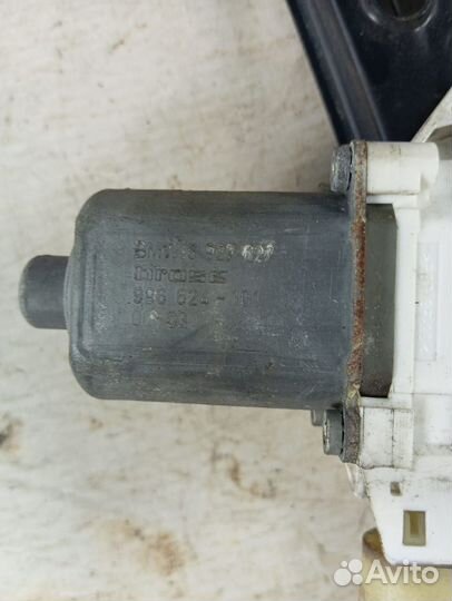 Стеклоподъёмник передний двери BMW 3 E90