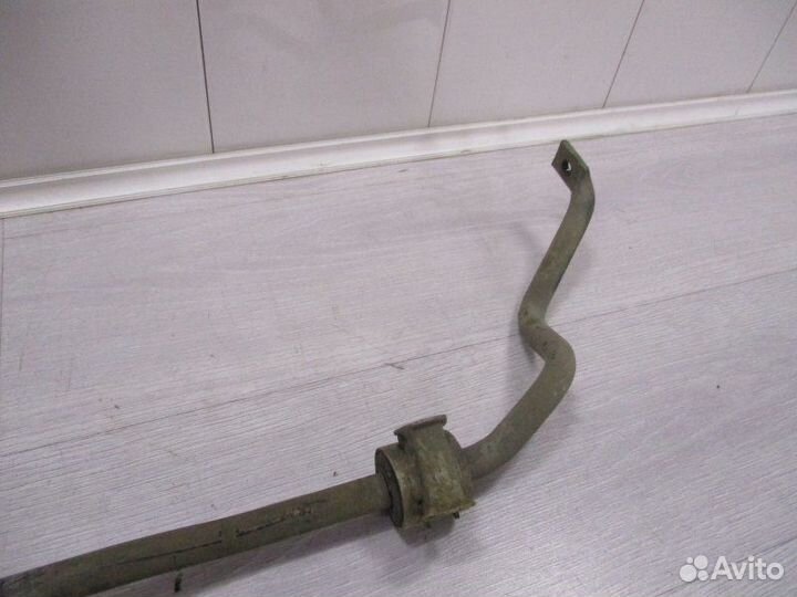 Стабилизатор подвески задний Mercedes-Benz