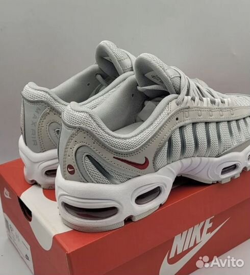 Кроссовки Nike Air Max Tailwind 4