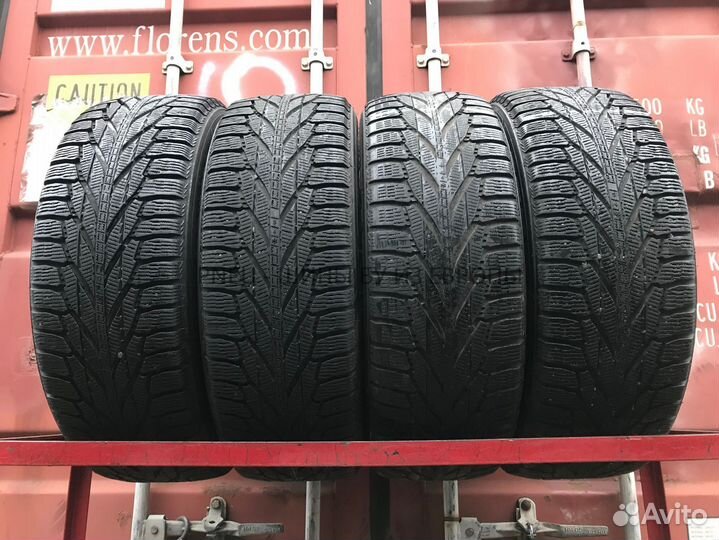 Nokian Tyres Hakkapeliitta R2 SUV 235/60 R18 95V