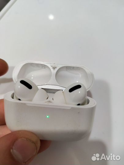 Продам airpods pro 1