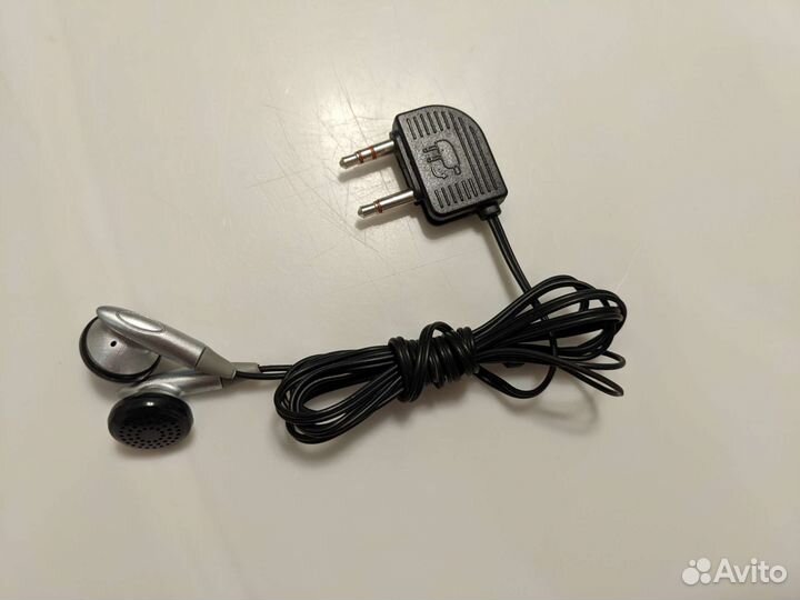 Наушники для рации с двумя штекерами