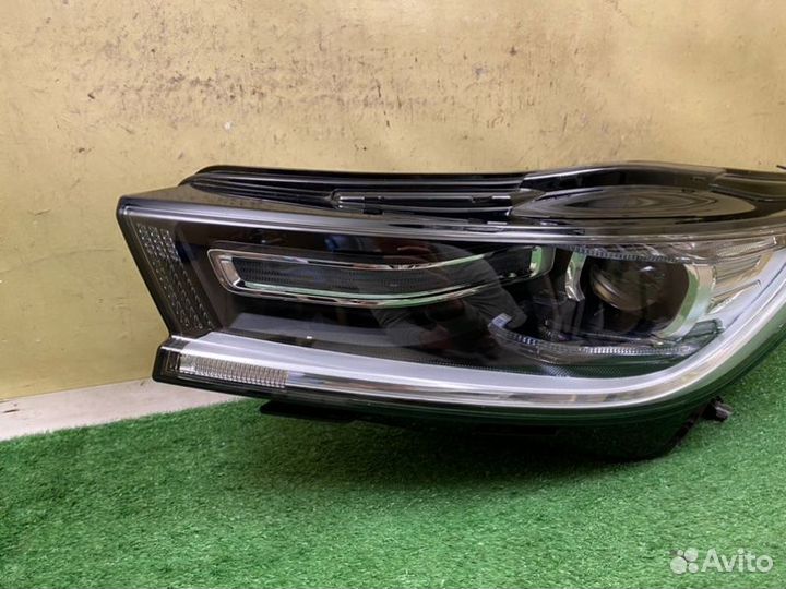 Фара левая Exeed Txl