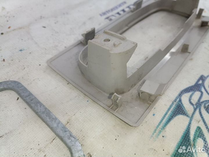 Рамка плафона салонного Ford Focus II (2005—2008)