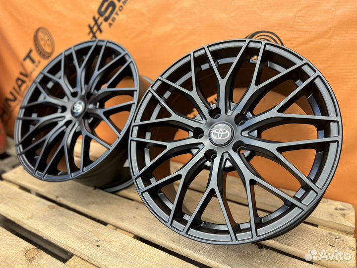 Диски KoKo SRT Matt Black R18 5-114,3 Toyota Camry
