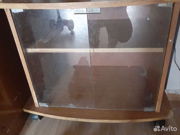 Тумба под тв