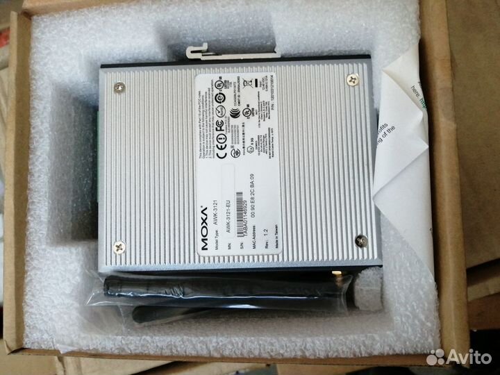 Беспроводной сетевой адаптер moxa AWK-3121-EU